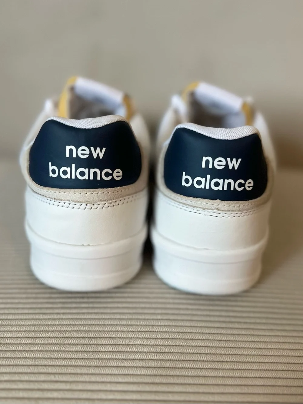 New Balance Men’s CT300 v3 Court Sneakers in the "White/Navy" size 10 - Picture 7 of 9